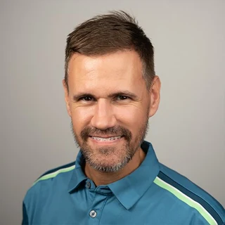 Portrait of Justin Bradley